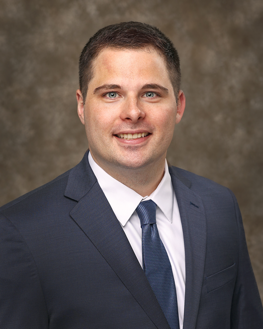 Dr. Davenport sm Dr. Connor Davenport